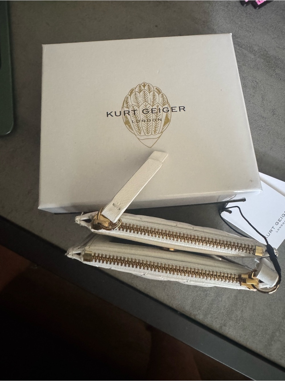 Kurt Geiger Quilted Leather Bifold - Double Zip wallet NIB - Picture 8 of 8